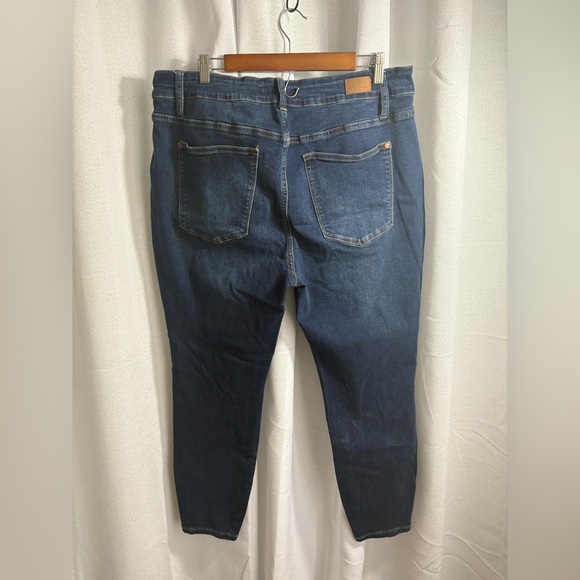 Judy Blue Front Seam Skinny Fit Jeans Dark Denim Women's 20W‎ JB8863 EUC! 0353 - Picture 4 of 10